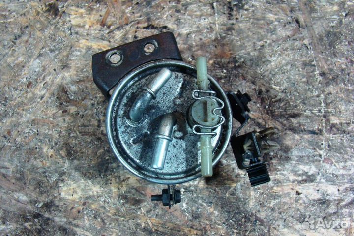 Nissan X-Trail T31 Кронштейн топливного фильтра