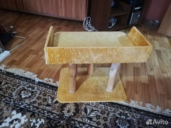 Лежанка для кошек