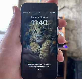 iPhone 8, 64 ГБ