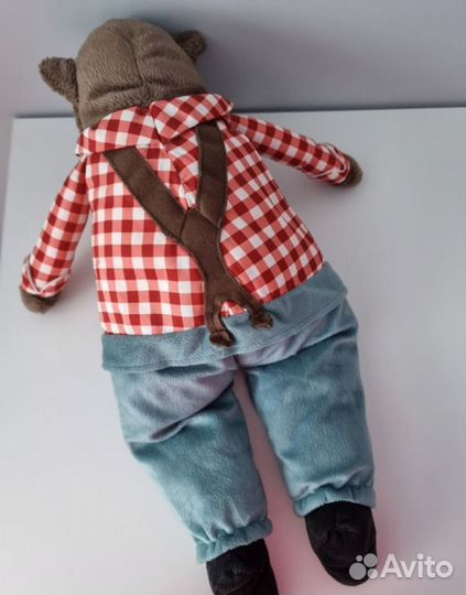 Волк с бабушкой IKEA и король игрушки