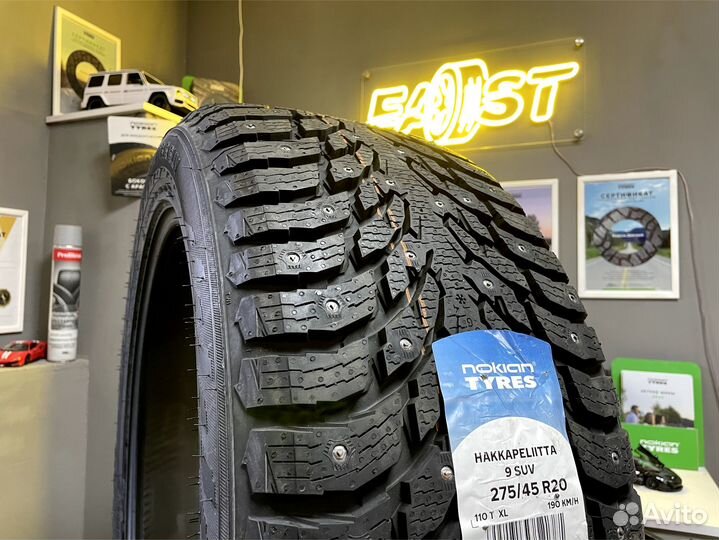 Nokian Tyres Hakkapeliitta 9 SUV 275/45 R20 110T
