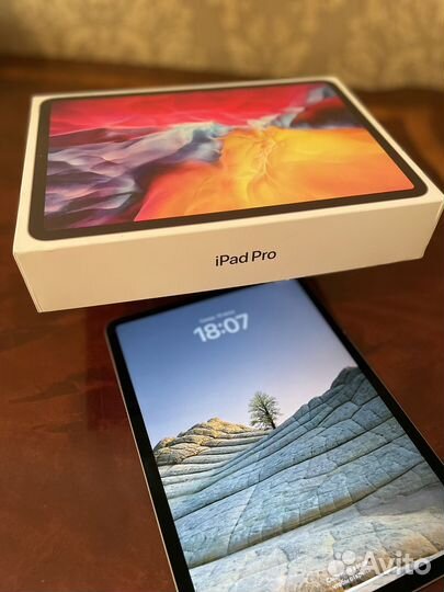 iPad pro 11 (2-го поколения)