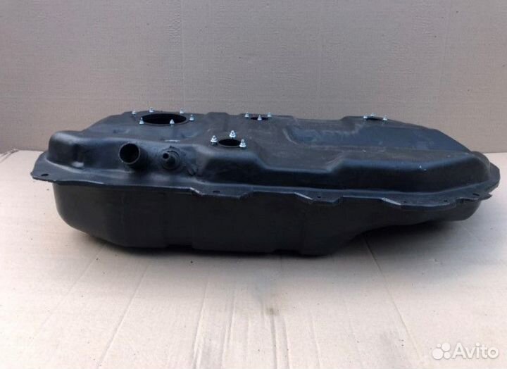 Бак бензобак Mitsubishi Lancer 9