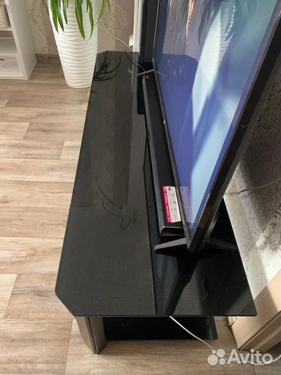 Тумба под телевизор бу стеклянная