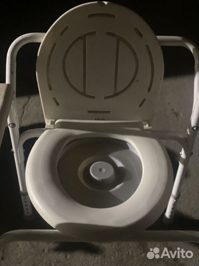 Консло инаплидное с санитарным оснащением