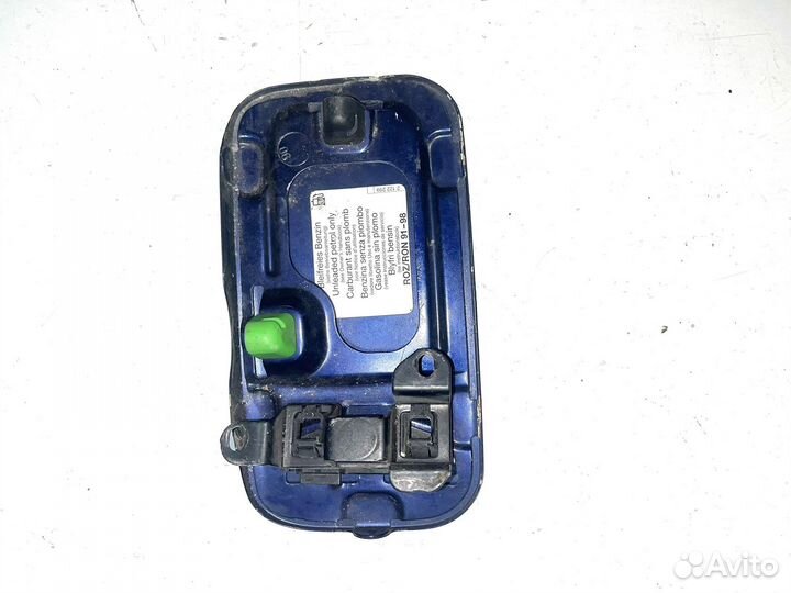 Лючок бензобака синий BMW Е36