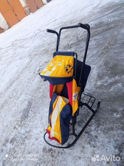 Продам санки с колесиками