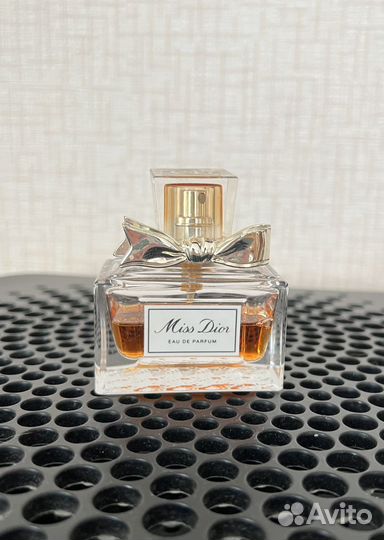Парфюмерная вода Miss Dior