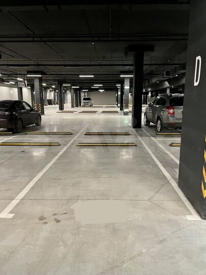 Машиноместо, 14 м²