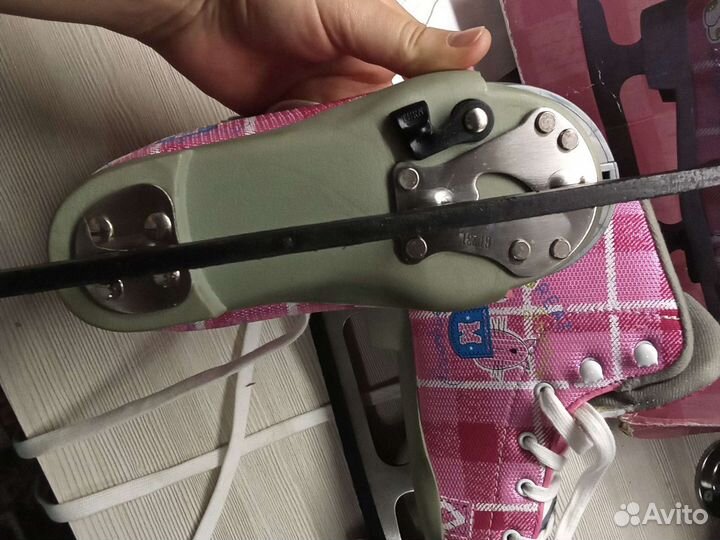 Коньки фигурные