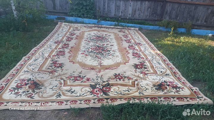 Ковер бу шерстяной