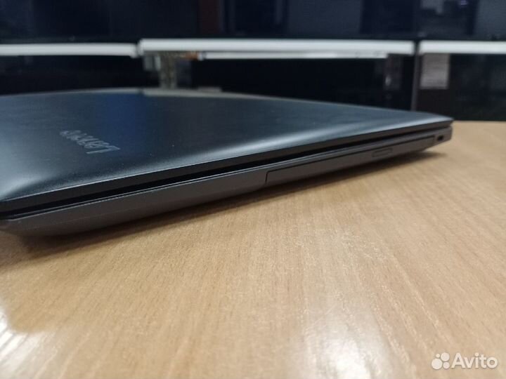 Lenovo/i3 7100/4GB/GT920MX/1000GB/15.6