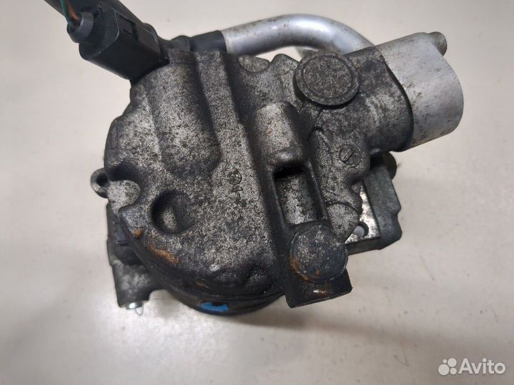 Компрессор кондиционера Audi A4 (B7)