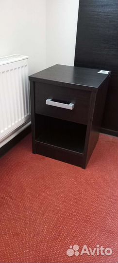 Тумба прикроватная