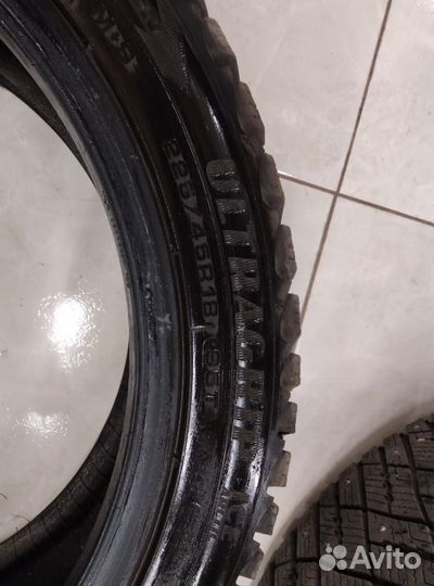 Goodyear UltraGrip Ice 225/45 R18 95T