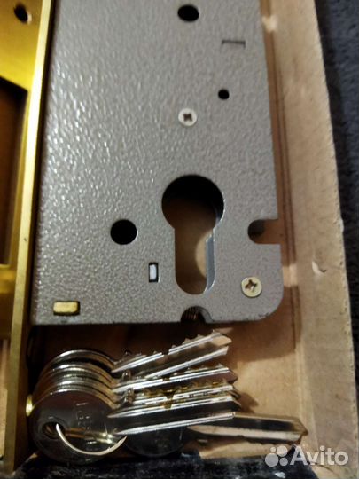 Дверной замок adrpt (испания) с комплектом ручек
