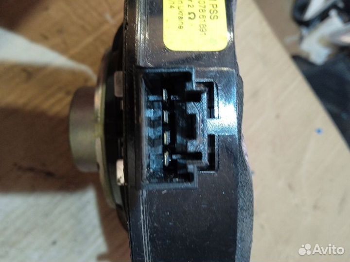 Динамик штатный Land Rover Range Rover Evoque Si4