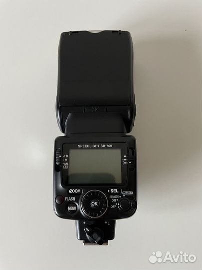 Вспышка Nikon Speedlight 700