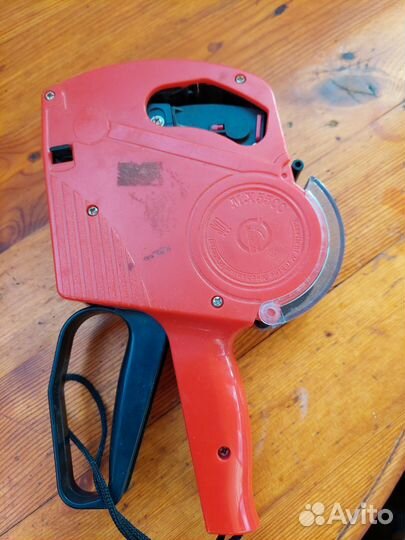 Диспенсер для лент