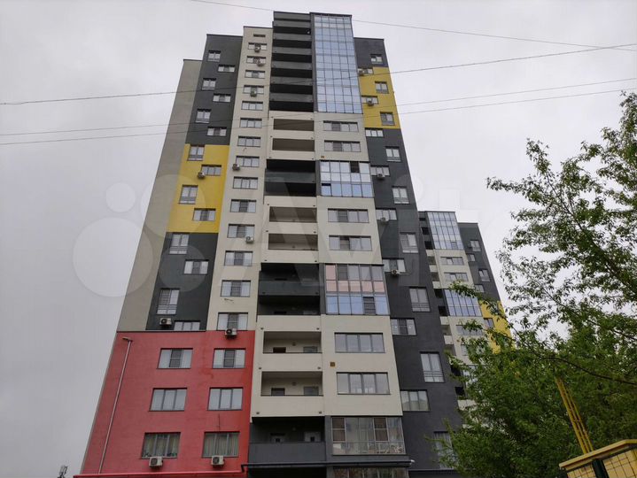 2-к. квартира, 83 м², 18/19 эт.