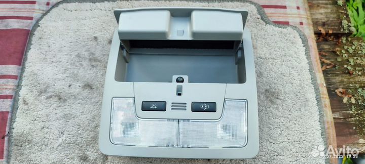 Плафон салона Toyota Camry V50