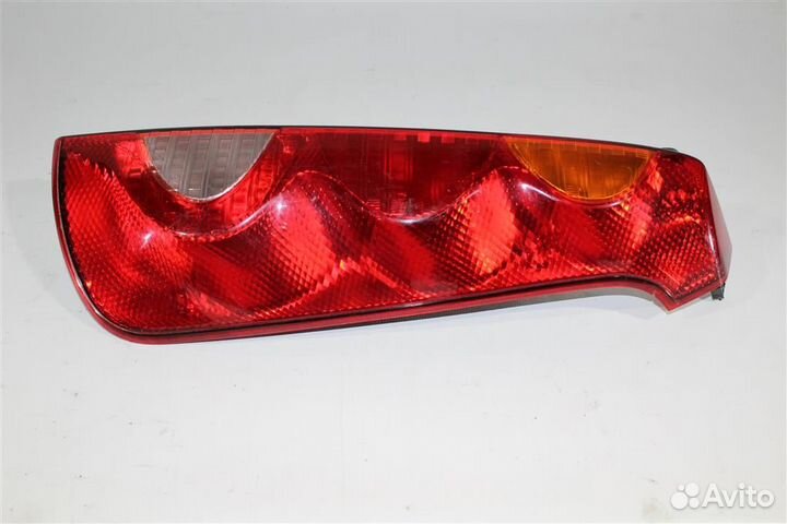 Фонарь задний правый Nissan Note (E11) 2006-2013