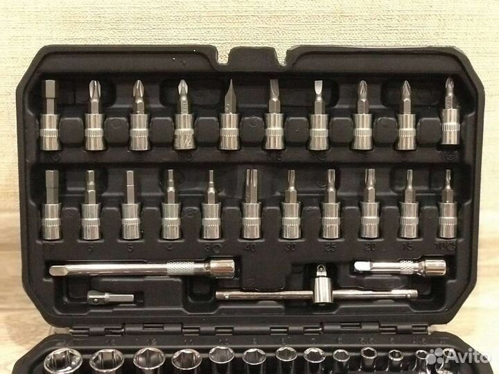 Подарок на 23 февраля набор инструментов