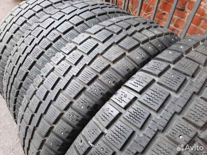 Cooper Discoverer S/T 225/75 R16