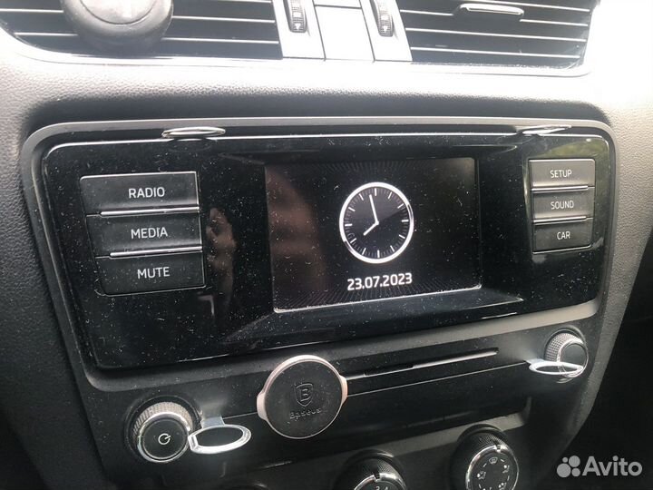 Продам магнитолу для Шкода Октавия А7