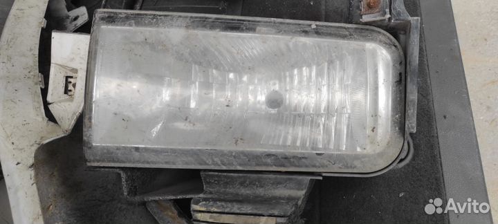 Фара и туманки Тойота LK200
