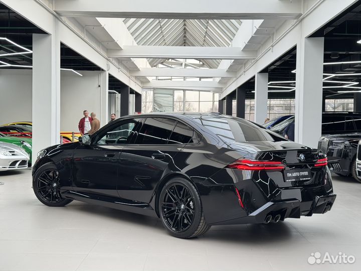 BMW M5 4.4 AT, 2024, 15 км