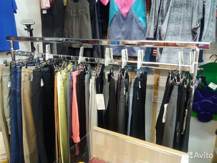 Стойка для одежды