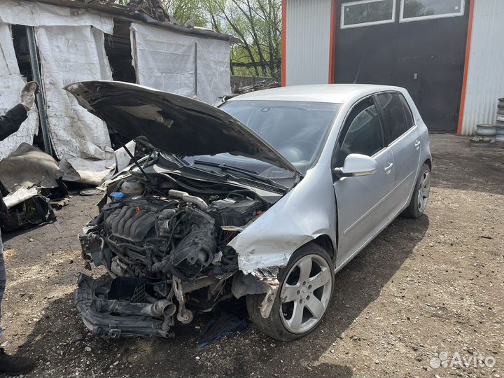 В разборе volkswagen golf 5 2.0 FSI BLY АКПП