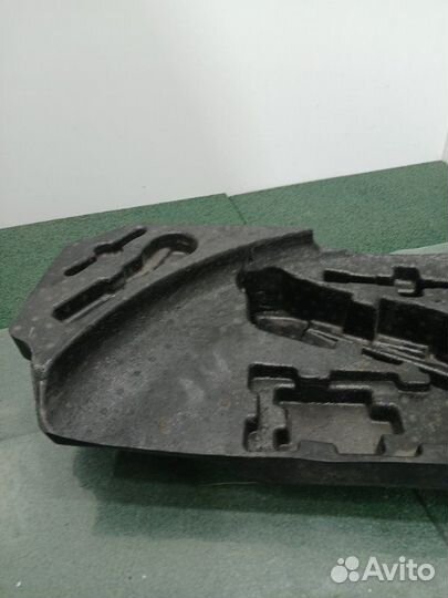 Ящик для инструментов Mercedes-Benz M-Class W164