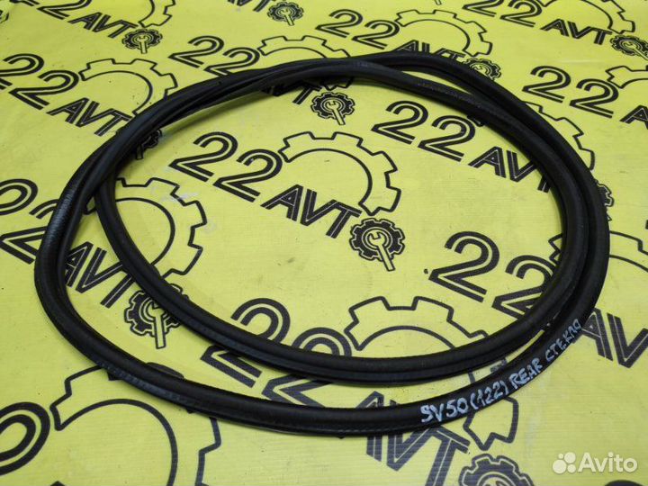 Уплотнитель стекла багажника Toyota Vista Ardeo