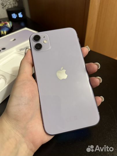 iPhone 11, 64 ГБ