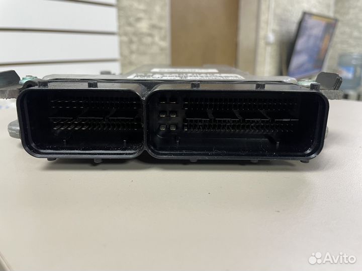 Блок управления двс Ауди А4 8Е Б7 BGB