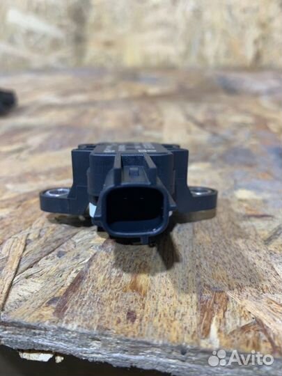 Датчик удара Audi A3 8P 2004-2008