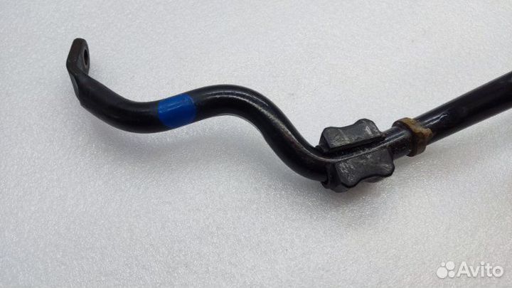 Стабилизатор задний Toyota Rav4 XA40 3zrfe 2017