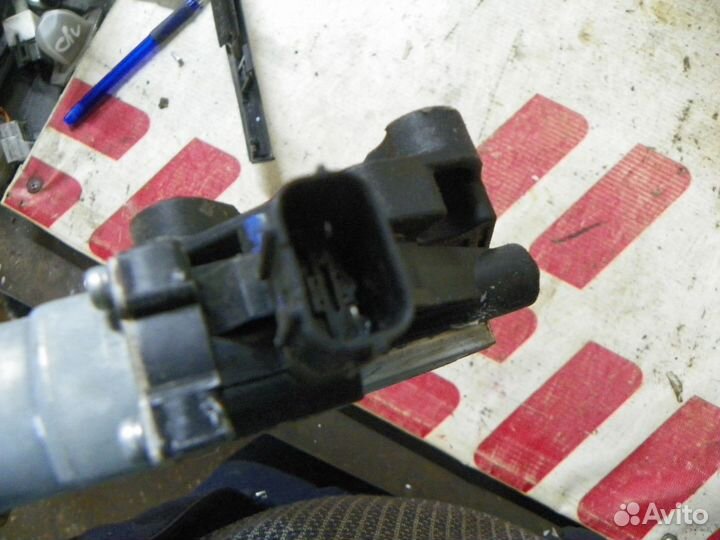 Стеклоподъемник электр. задний правый Honda CR-V