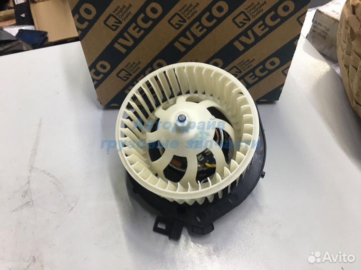 Вентилятор отопителя Ивеко Дейли оригинал 42562720