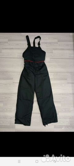 Защитный костюм