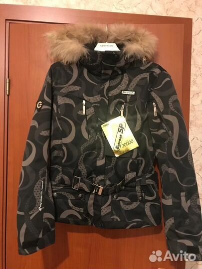 Женская горнолыжная куртка