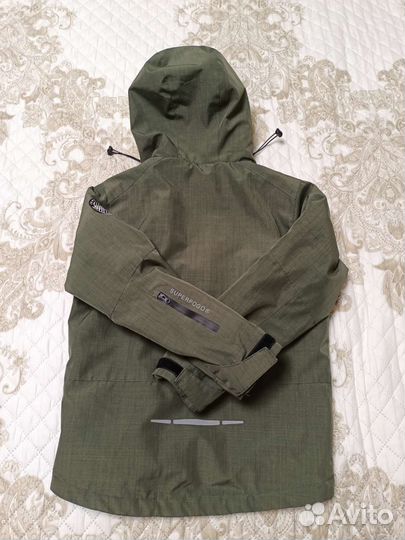 Осенняя куртка для мальчика 158