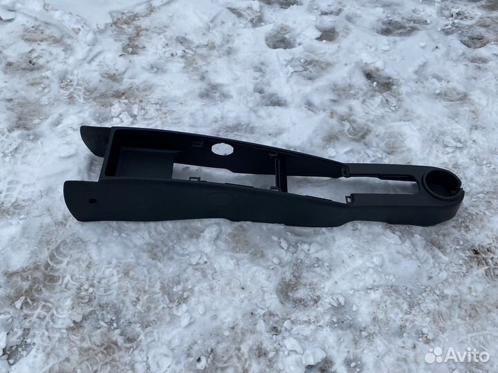 Консоль центральная (тонель) Шевроле Авео Т250