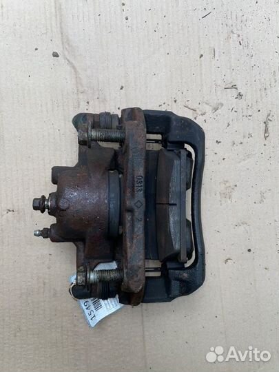 Суппорт передний правый Chevrolet Cruze J300