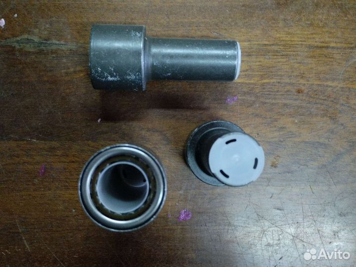 Подшипник Сальник +втулка пер.вала JB1/JB3 (х40)