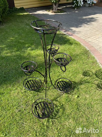 Подставка для цветов