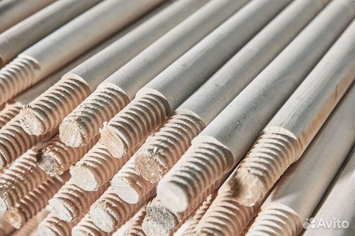 Черенок деревянный с резьбой высший сорт