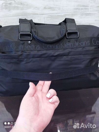 Сумка спортивная дорожная Calvin Klein новая